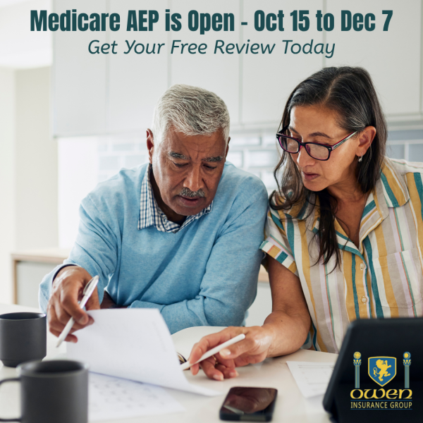 free review square couple with logo